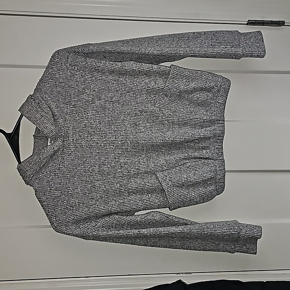 Youth girls sz small BKE waffle print hooded top. Super cute Like NEW!! - Picture 2 of 11